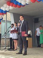 Школьников Ровенского района поздравили с Днём знаний